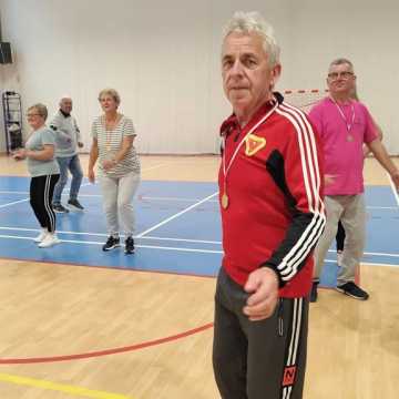 Sportowe zmagania seniorów w Radomsku. Była rywalizacja i integracja