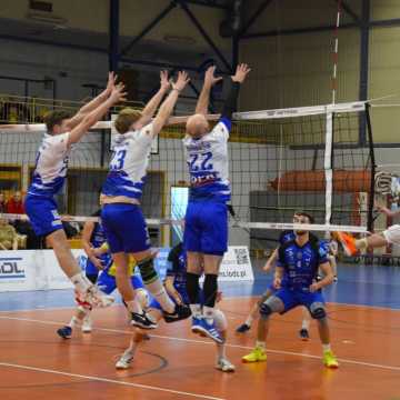 METPRIM Volley Radomsko z 15. zwycięstwem w III lidze