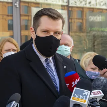 W Łodzi uruchomiono szpital tymczasowy dla chorych na COVID-19