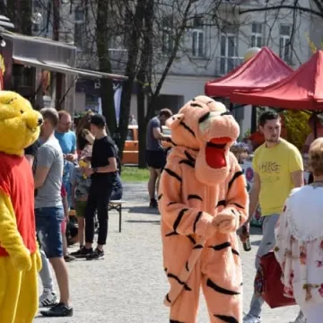 Food trucki opanowały plac 3 Maja
