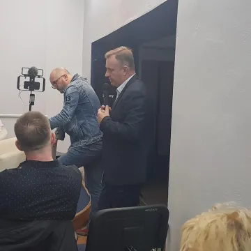 W Radomsku debatowano nad przyszłością starego basenu