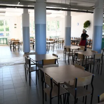 Piotrków Tryb.: SP2 z nową kuchnią i stołówką