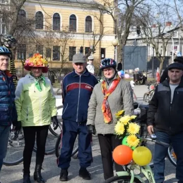 Rowerowo.pl powitało wiosnę na rowerach