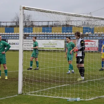 Hit jesieni na remis RKS Radomsko – Warta Sieradz 0:0