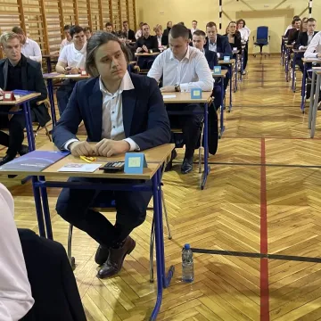 Drugi dzień matury 2024. Dziś maturzyści mierzą się z matematyką