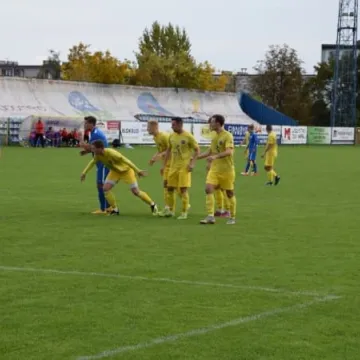 Nareszcie wygrana! RKS Radomsko – Świt Nowy Dwór Maz. 2:1