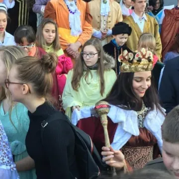 Happening Teatru Źródło „Z Niepodległą w sercu”