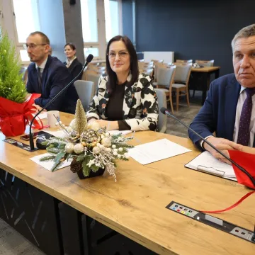 Budżet Radomska na 2026 rok przyjęty. 19 radnych „za”