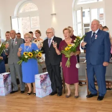 10 małżeństw obchodziło Złote Gody