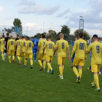 Nareszcie wygrana! RKS Radomsko – Świt Nowy Dwór Maz. 2:1