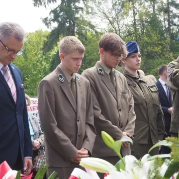 W Bąkowej Górze upamiętniono 77. rocznicę mordu żołnierzy KWP