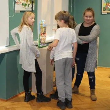 Świętowanie oczami ludowych artystów