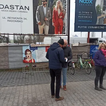 Refundacja dla in vitro. Platforma Obywatelska zbiera podpisy w Radomsku