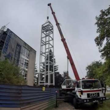 W Urzędzie Miasta w Radomsku montowana jest winda