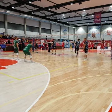 Pierwszy punkt Bugaj Volley Radomsko w II lidze