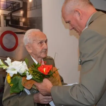 Żołnierz KWP awansowany 