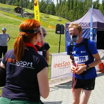 300 biegaczy zmierzyło się z Górą Kamieńsk