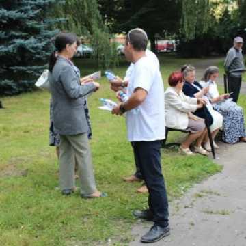 Patriotyczne pieśni w parku Świętojańskim