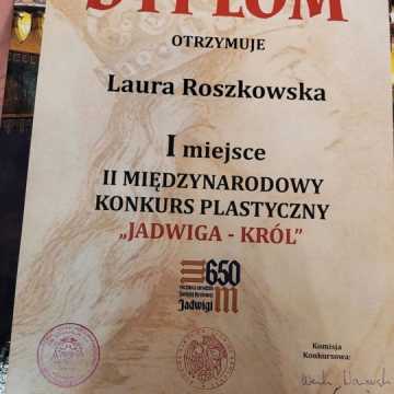 Laura Roszkowska z PSP nr 4 wygrała konkurs „Jadwiga-Król”