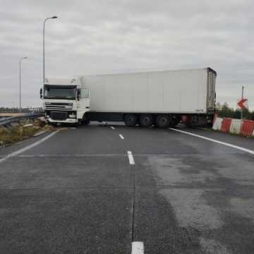Po wypadkach zablokowana droga ekspresowa S8 i autostrada A1