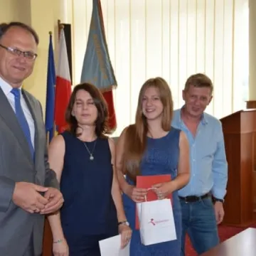 Prezydent nagrodził najlepszych uczniów