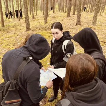 Manewry klas mundurowych ZSP 1 w Radomsku