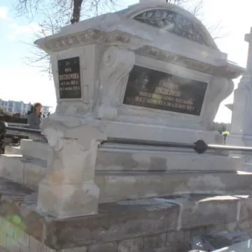 Zakończyła się renowacja grobu rodziny Soczołowskich na Starym Cmentarzu