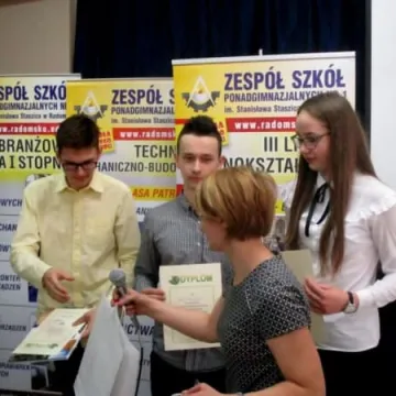 Maciej  Szymczykiewicza wygrywa konkurs Wiedzy Przyrodniczej