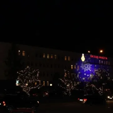 Tak wygląda Urząd Miasta nocą