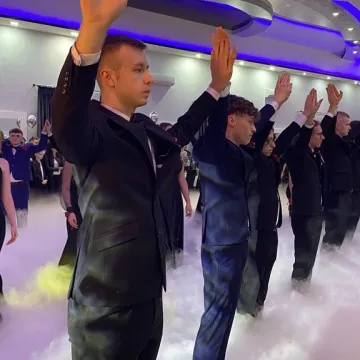 Szampańska zabawa studniówkowa ZSE w Radomsku