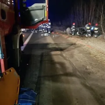 Dachowanie samochodu na DK1