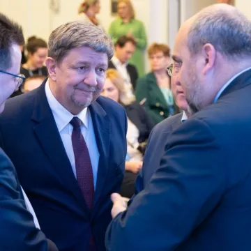 Będzie odbudowa linii kolejowej Piotrków Tryb. - Bełchatów