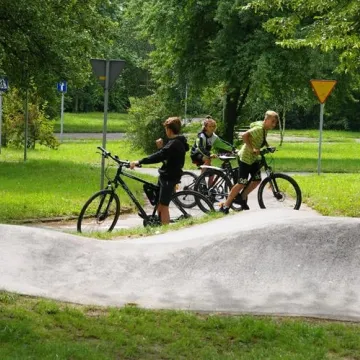 Pumptrack w Radomsku oficjalnie oddany do użytku