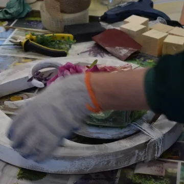 „W drewnie i w metalu” – warsztaty w MDK Radomsko dobiegły końca