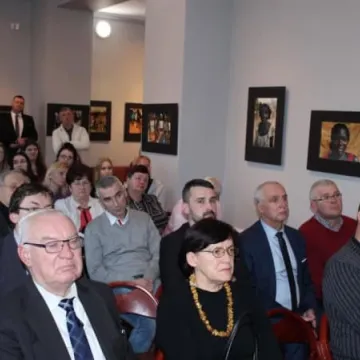 Wręczono odznaczenia KWP i Warszyca