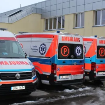 Nowe karetki przyjechały do Radomska