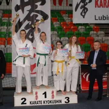 Wróciła z medalami