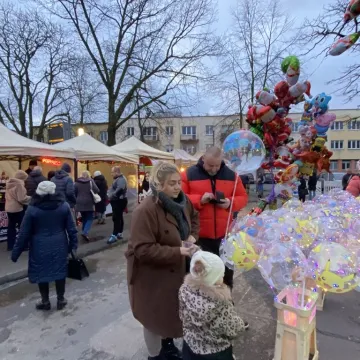 Plac 3 Maja w Radomsku zamienił się w świąteczne miasteczko