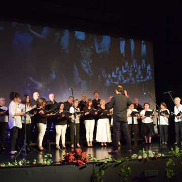 Koncert wspomnień z „Moniuszkowcami” w MDK w Radomsku