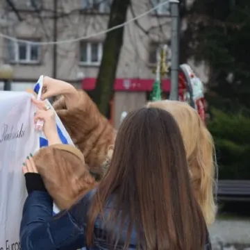 Zapalili chanukowe świece na placu 3 Maja w Radomsku