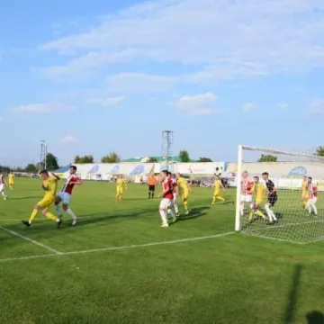 RKS przegrywa na własnym stadionie z Pogonią Grodzisk