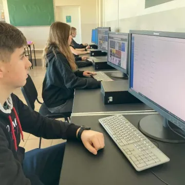 First minute! Nowa klasa w Mechaniku