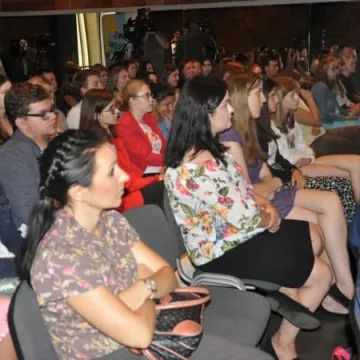 Lawina sukcesów redakcji „Elektrowstrząsu” z ZSE-E