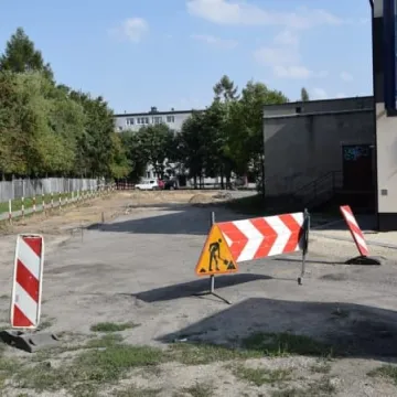 Przy ul. Piastowskiej powstaje parking
