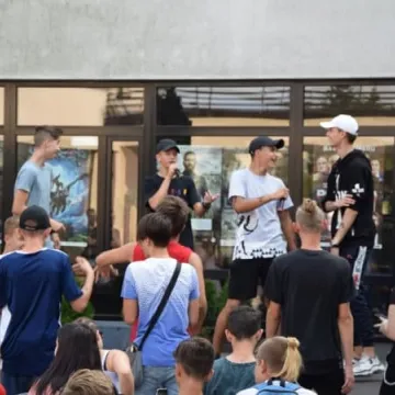 Koncert Enter Crvsh na zakończenie lata