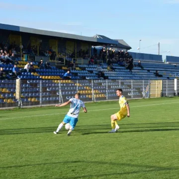 Przegrana RKS Radomsko na własnym boisku