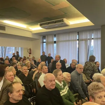 Tłumy na spotkaniu z Przemysławem Czarnkiem w Radomsku