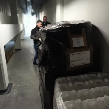 Wypełniony darami tir z Francji dotarł do Radomska