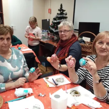 Pisanki i pająki ludowe ożywiły tradycję w Gidlach