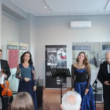 Muzyczna droga do niepodległości